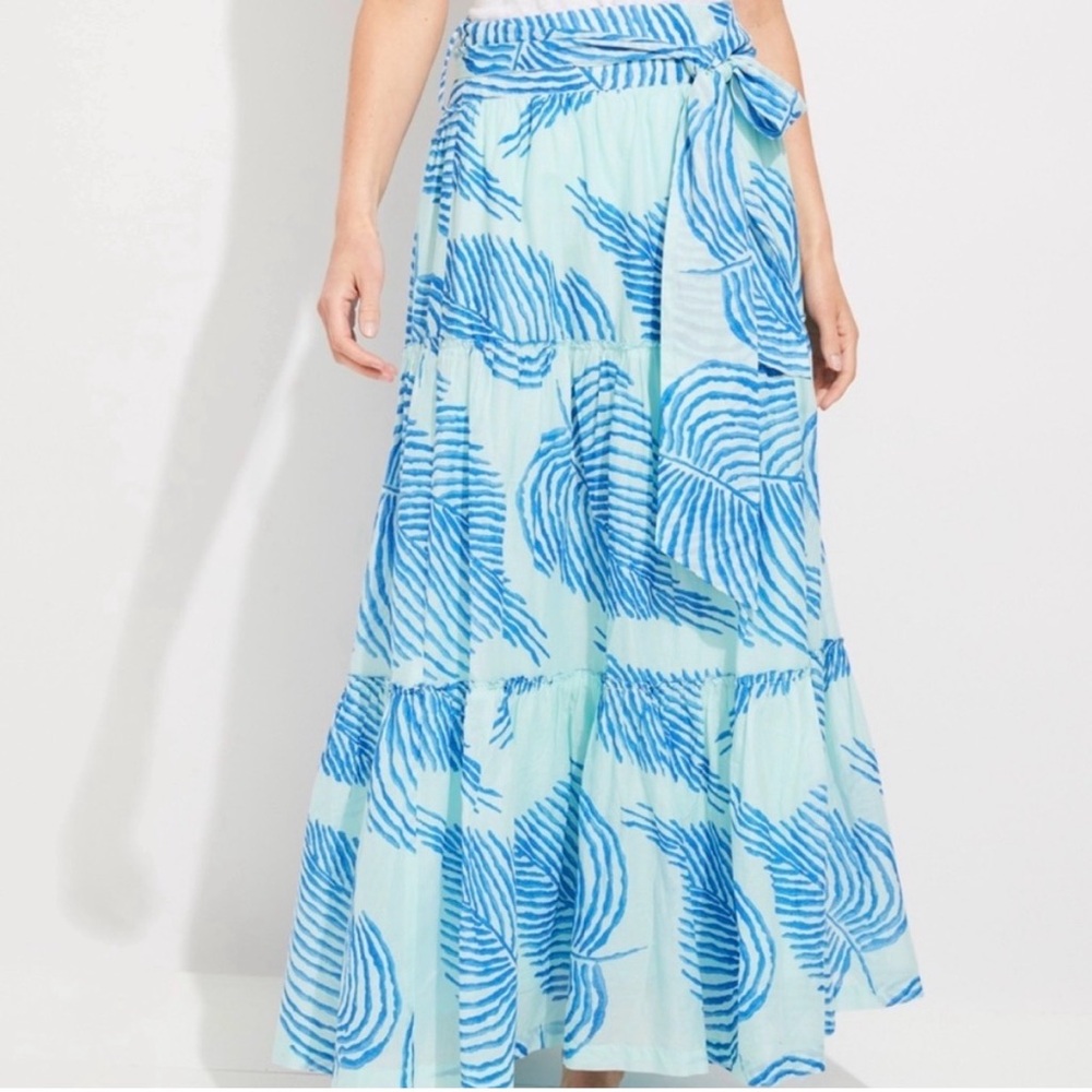 Vineyard Vines NWT Light Blue and White Palm Frond Maxi Skirt
